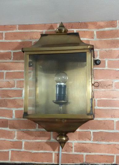 Wall Lamp English lamp design Code ELS07C size Wide 19 cm high 40 cm deep 13 cm.