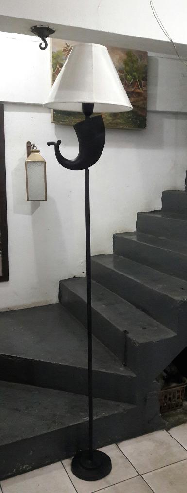 Brass Floor Lamp Item Code BFLT18 size high 150 cm.